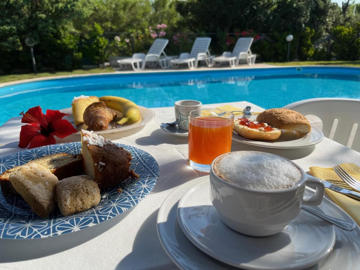 Hotel Frassetto Santa Teresa Gallura Eksteriør bilde