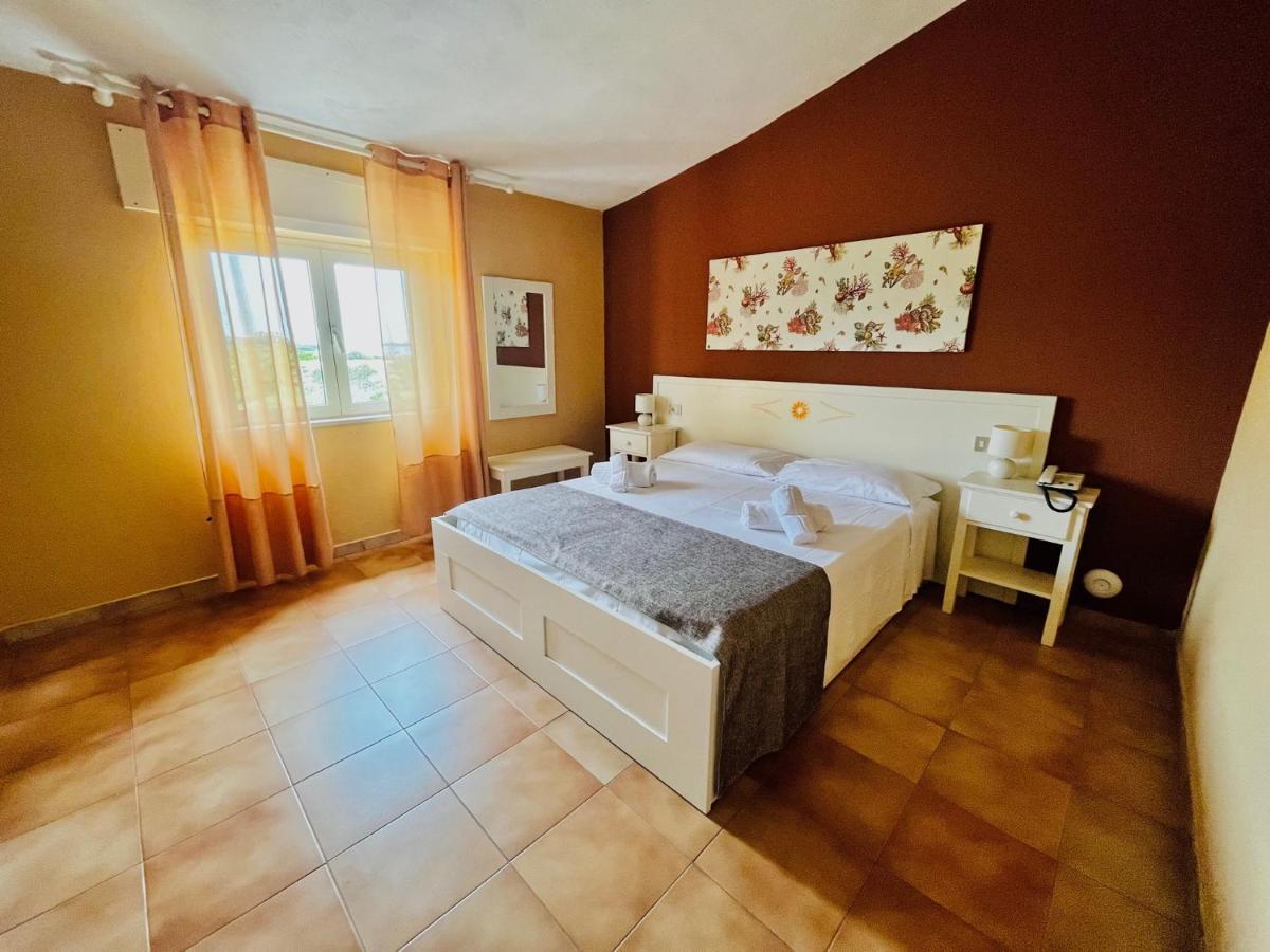 Hotel Frassetto Santa Teresa Gallura Eksteriør bilde
